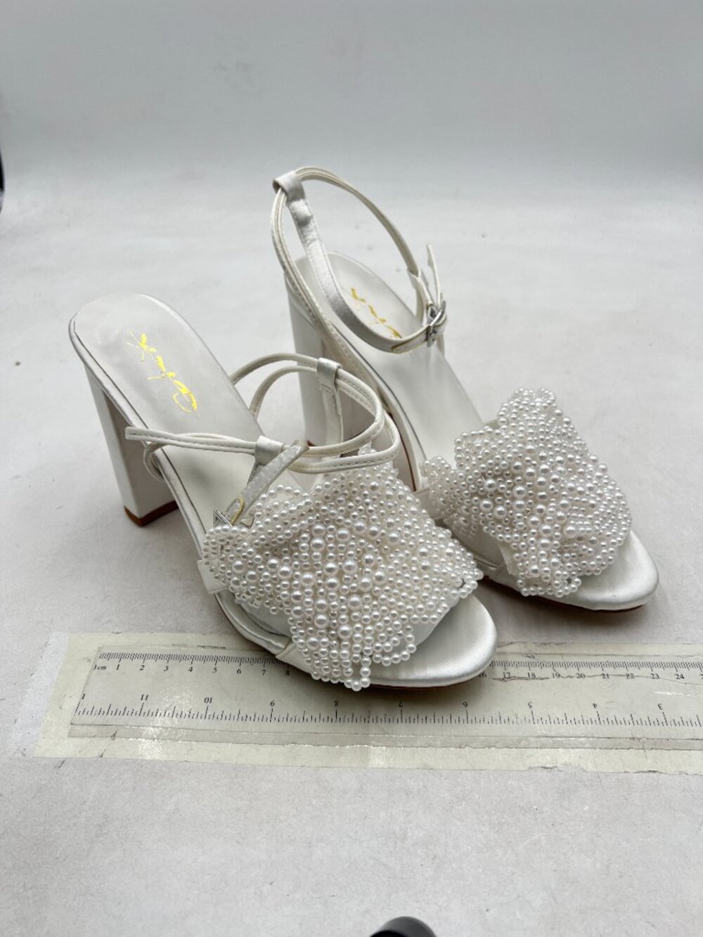 XYD White Block Heel Pearl Sandals for Bride Open Toe Buckled Ankle Strap Shoes - Picture 4 of 8